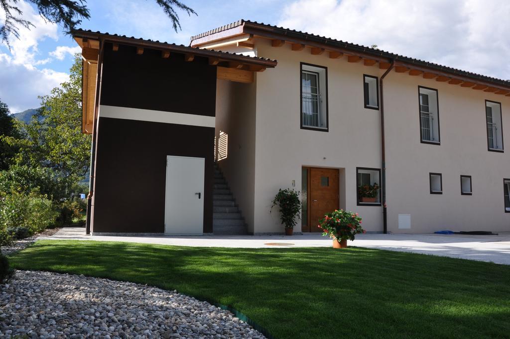 Agriturismo Regusci Camorino Exterior photo